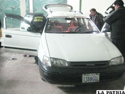 Vehículo recuperado por investigadores de Diprove