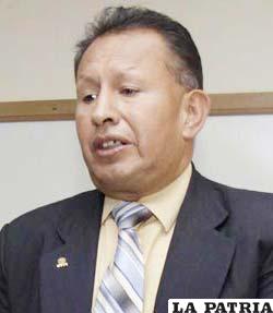 Ezequiel Machicado, presidente de la Federación Boliviana de Voleibol