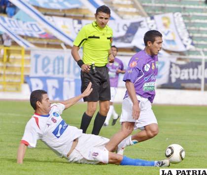 Gery Vargas dirigió sin complicaciones el cotejo La Paz FC ante Real Potosí