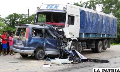 El conductor del “surubí” falleció instantáneamente