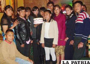 Integrantes del Movimiento Cultural “Inspiración de Altura”, celebraron nuevo aniversario institucional