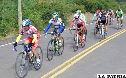 Los mejores pedalistas del país estuvieron participando en la prueba nacional de Chuquisaca