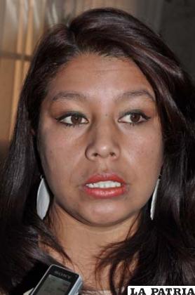 Ángela Mejía