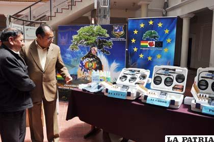 Gobernador entregó equipos de control ambiental a alcaldes de tres municipios