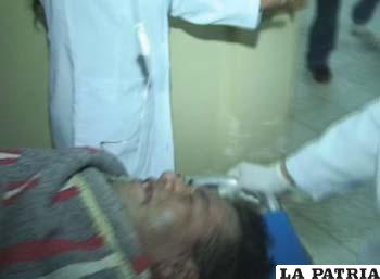 Víctima en la sala de Emergencias del Hospital General “San Juan de Dios”