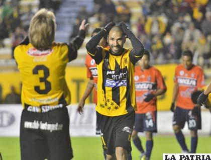 Cristaldo anotó el gol de la victoria de Strongest (Foto: APG)