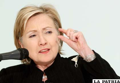 Hillary Clinton, pide a mandatarios 