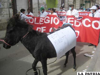 Los médicos no quieren dialogar con el Ministro de Salud