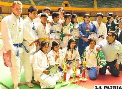 Delegación de Santa Cruz, campeón nacional de judo