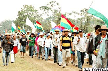 Los indígenas del Tipnis aseguran que participarán en la Novena Marcha en defensa de su territorio (www2.la-razon.com)