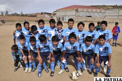Jugadores del equipo de Saavedra FC