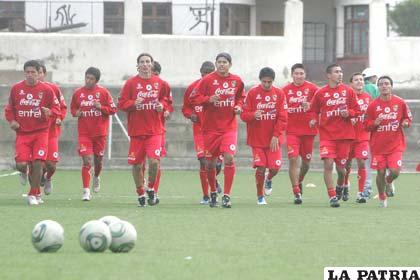 La Selección Nacional de fútbol comenzó con los entrenamientos (Foto: APG)