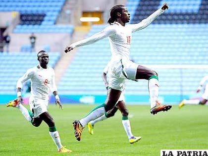 La selección de Senegal festejó la clasificación (foxsportsla.com)