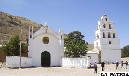 Iglesia de Poopó, un tesoro en el altiplano