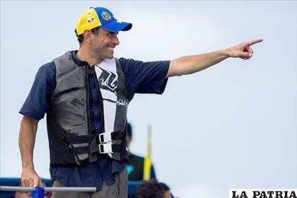 El candidato presidencial de la oposición en Venezuela Henrique Capriles