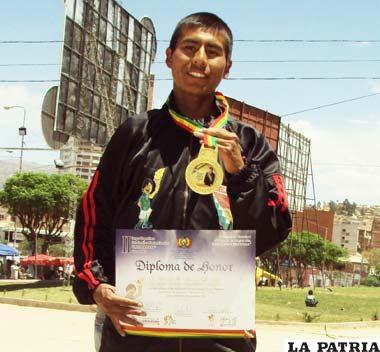 El destacado fondista orureño, Daniel Toroya