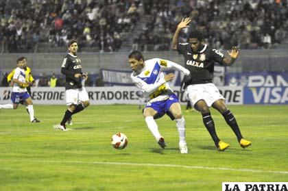 San José y Corinthians empataron en Oruro 1 a 1