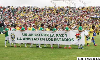 El partido a beneficio de la familia de Kevin se jugó en Santa Cruz
