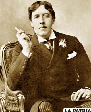 Oscar Wilde es uno de los que tenía la manía de escribir en su cama
