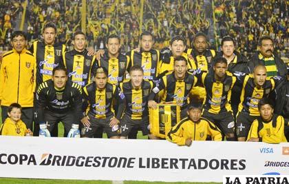 Villegas repetirá el equipo que ganó a Sao Paulo en La Paz