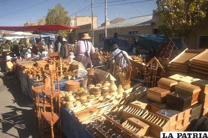 Artesanías en la Feria Oruro Moderno 