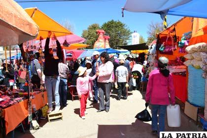 Feria Oruro Moderno convertido en un mercado