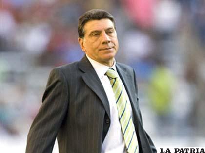 El entrenador Miguel Brindisi