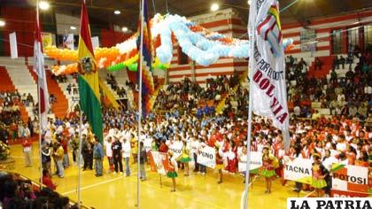 Durante la inauguración de los Juegos Trasandinos, anoche en Tarija