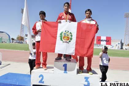 Zendio Daza logró la medalla de Oro en 1.500 metros