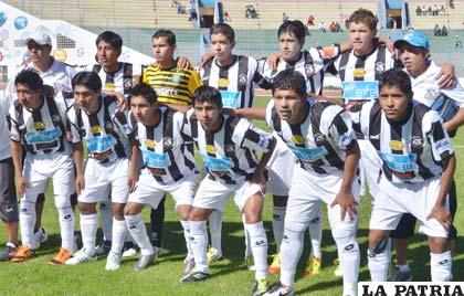 Oruro Royal se encuentra listo para intervenir en el nacional de fï¿½tbol Sub-20