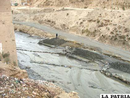 Preocupa la contaminación del agua producto de la actividad minera