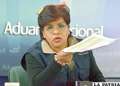 Presidenta de la Aduana Nacional, Marlene Ardaya