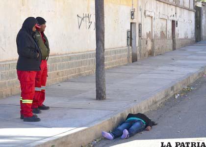 El cuerpo fue encontrado en esta posición