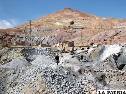 Cerraron dos minas aledañas al Cerro Rico de Potosí para preservarlo