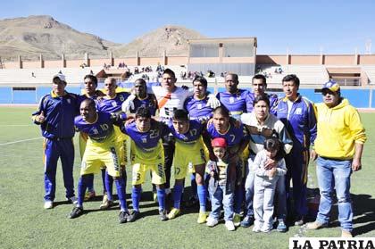 EM Huanuni aún tiene cuatro partidos por jugar
