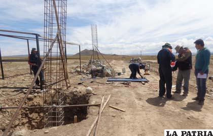 Obras que se ejecutan para el muro perimetral del Puerto Seco