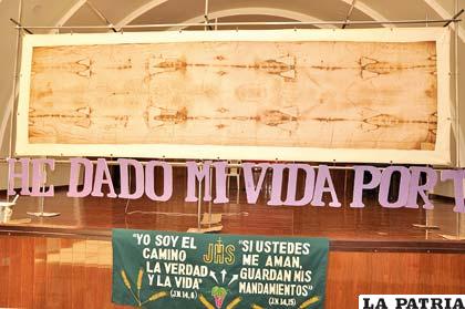 La réplica que testimonia la Pasión de Cristo