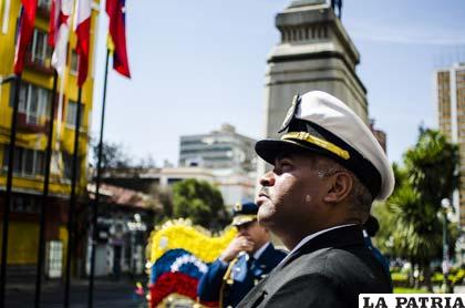 Capitán de navío de la Armada de Venezuela, Fernando Carrasquel