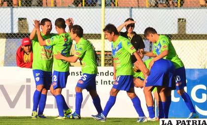 Los “santos” tienen las mejores opciones para ser campeones