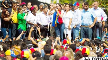 Estudiantes apoyan a la exdiputada Machado