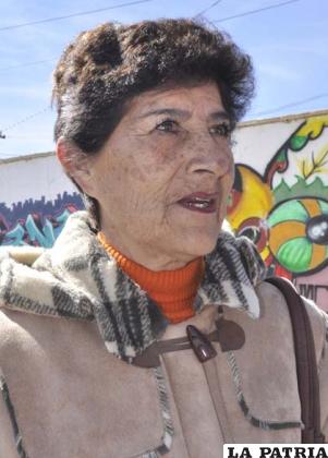 Ejecutiva de la Federación de Trabajadores en Salud, Gloria López