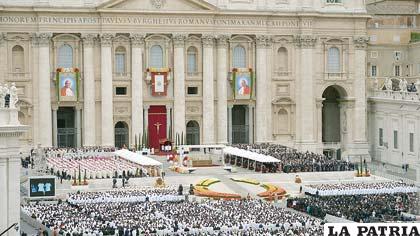 Ceremonia de canonización de los Papas Juan XXII y Juan Pablo II