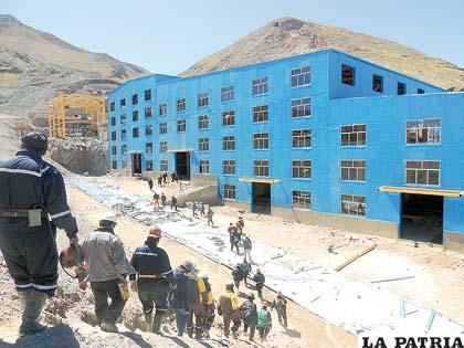 Huanuni comenzará a producir más cuando concluya construcción del ingenio