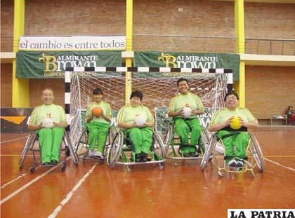 La selección boliviana de handball sobre silla de ruedas