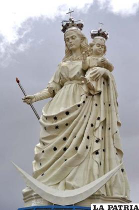 Magnificencia del Monumento a la Virgen del Socavón