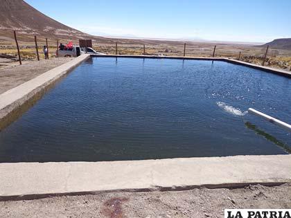 Laguna artificial en el municipio de Salinas donde se sembró alevinos