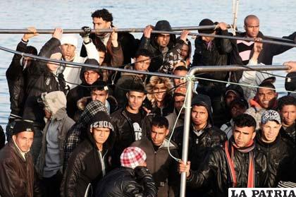 Inmigrantes que llegan a Grecia en condiciones infrahumanas