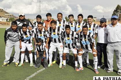 Oruro Royal continúa esperando a su rival para jugar la final