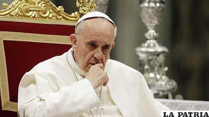 El Papa expresó su dolor y consternación