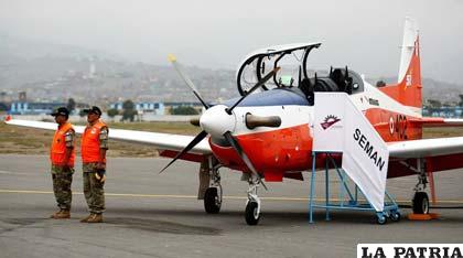 La Fuerza Aérea del Perú recibió el primer avión producido en su país